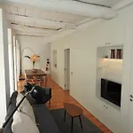 Delight 2 Luxury In Historic Center Max 4p 아파트 포르투