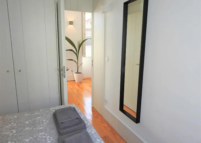 Lägenhet Delight 2 Luxury In Historic Center Max 4p Oporto